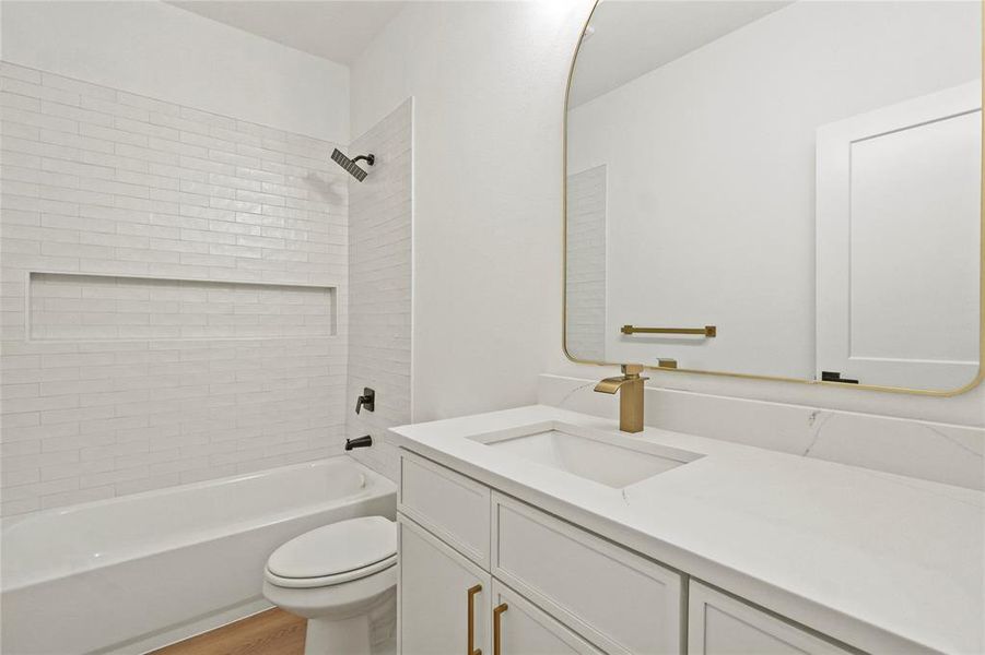 Image 16 of a home in . Image 16 of a home in .