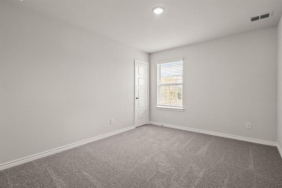 Spacious, unfurnished interior of a new home in Sycamore Landing, Fort Worth (Image 13). Spacious, unfurnished interior of a new home in Sycamore Landing, Fort Worth (Image 13).