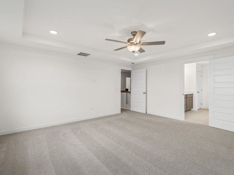Spacious, unfurnished interior of a new home in Benders Cove, Mount Juliet (Image 42).