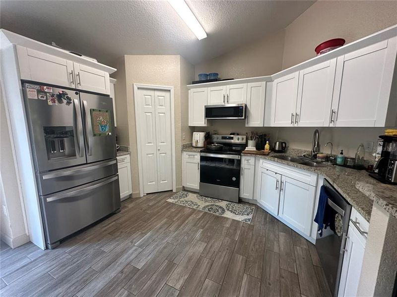 Furnished interior view inside a new home in , Ocala (Image 19).