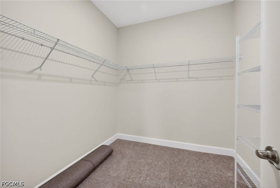 Spacious, unfurnished interior of a new home in Cape Coral, Cape Coral (Image 22). Spacious, unfurnished interior of a new home in Cape Coral, Cape Coral (Image 22).