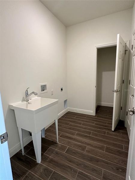 Furnished interior view inside a new home in Ocala, Ocala (Image 3).