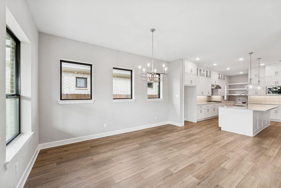 Spacious, unfurnished interior of a new home in The Meadows at Imperial Oaks, Conroe (Image 20).