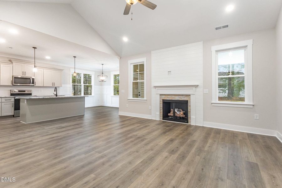 007_kv0a0834-edit_631