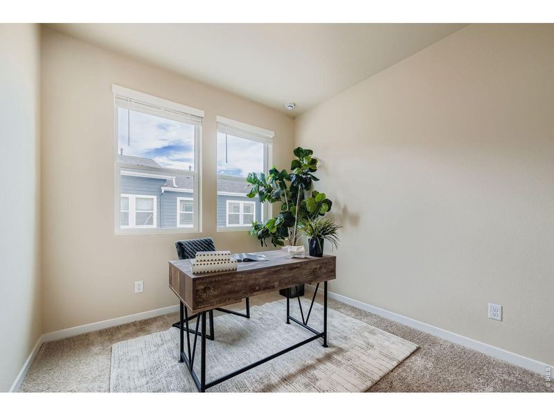 Furnished interior view inside a new home in Mountain Brook, Longmont (Image 15).