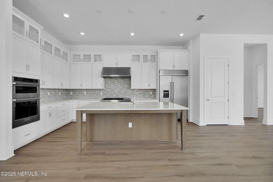 Furnished interior view inside a new home in Del Webb Saint Johns, St. Johns (Image 6).
