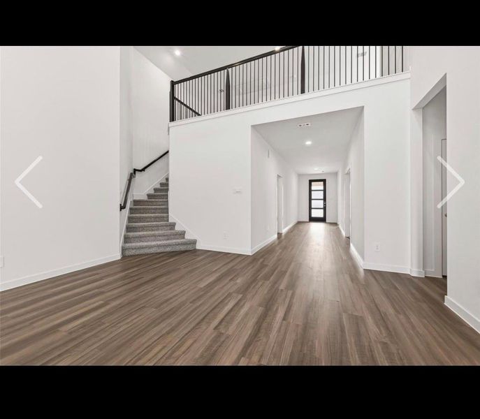 Spacious, unfurnished interior of a new home in Harvest Green, Richmond (Image 29).