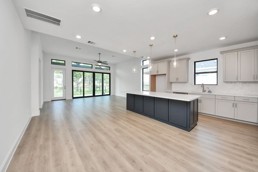 Spacious, unfurnished interior of a new home in Bridgeland, Cypress (Image 25).