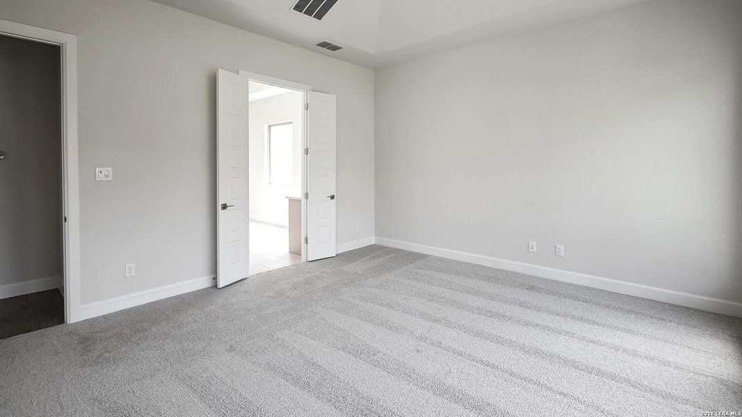 Spacious, unfurnished interior of a new home in Johnson Ranch, Bulverde (Image 19). Spacious, unfurnished interior of a new home in Johnson Ranch, Bulverde (Image 19).