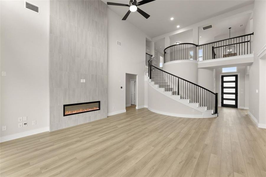 1328 Cash-Living Room-1
