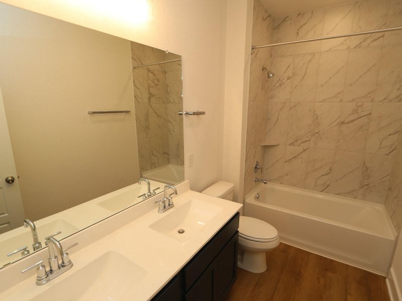 Furnished interior view inside a new home in Miller's Pond, Rosenberg (Image 3). Furnished interior view inside a new home in Miller's Pond, Rosenberg (Image 3).