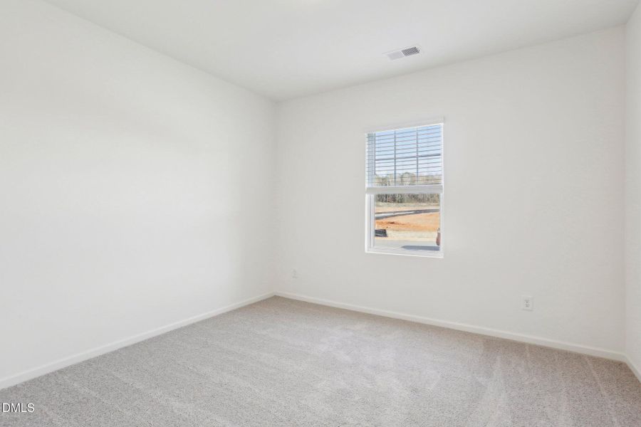 26-web-or-mls-Babbling Brk Dr-018