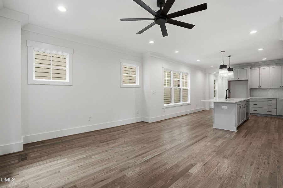 14-web-or-mls-502 W Chatham Dr-54 14-web-or-mls-502 W Chatham Dr-54