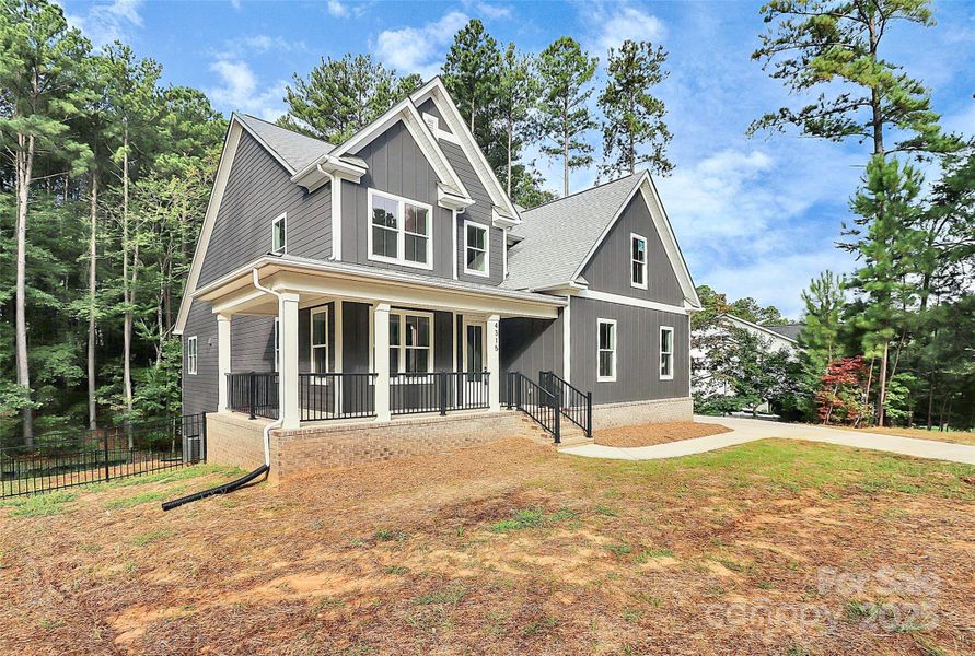 Front exterior of a new home in Harbor Oaks, Denver, NC, highlighting curb appeal (Image 24).
