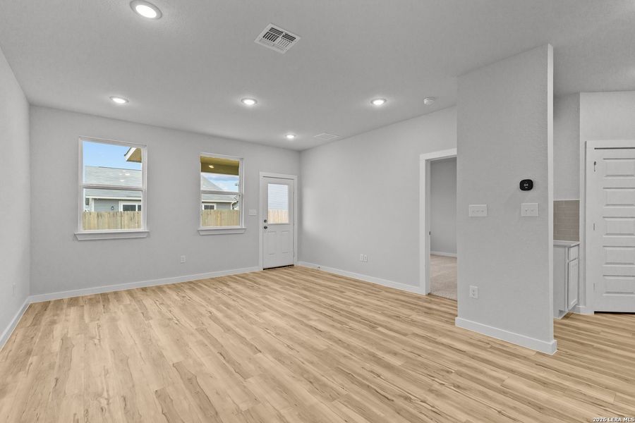 Spacious, unfurnished interior of a new home in Garden Grove, San Antonio (Image 12). Spacious, unfurnished interior of a new home in Garden Grove, San Antonio (Image 12).