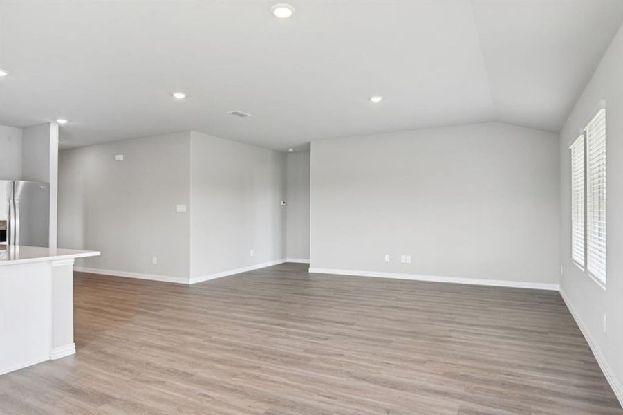 Spacious, unfurnished interior of a new home in River Ridge, Crandall (Image 28). Spacious, unfurnished interior of a new home in River Ridge, Crandall (Image 28).