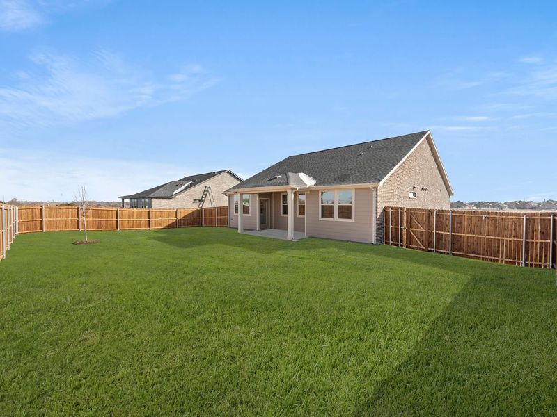 Exterior details and patio area of a home in Meadow Ridge Estates, Josephine (Image 23).