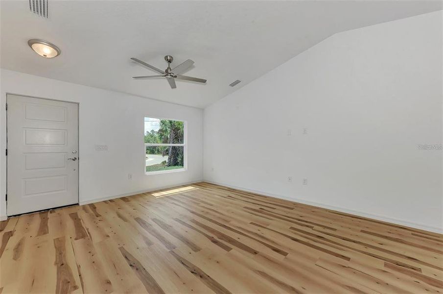 Spacious, unfurnished interior of a new home in , North Port (Image 26).