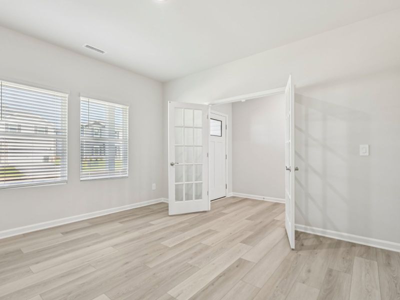 Spacious, unfurnished interior of a new home in Oak Manor - Signature Series, Garner (Image 23).