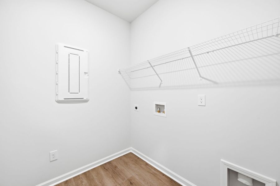 Spacious, unfurnished interior of a new home in Grand Arbor, Blythewood (Image 24).