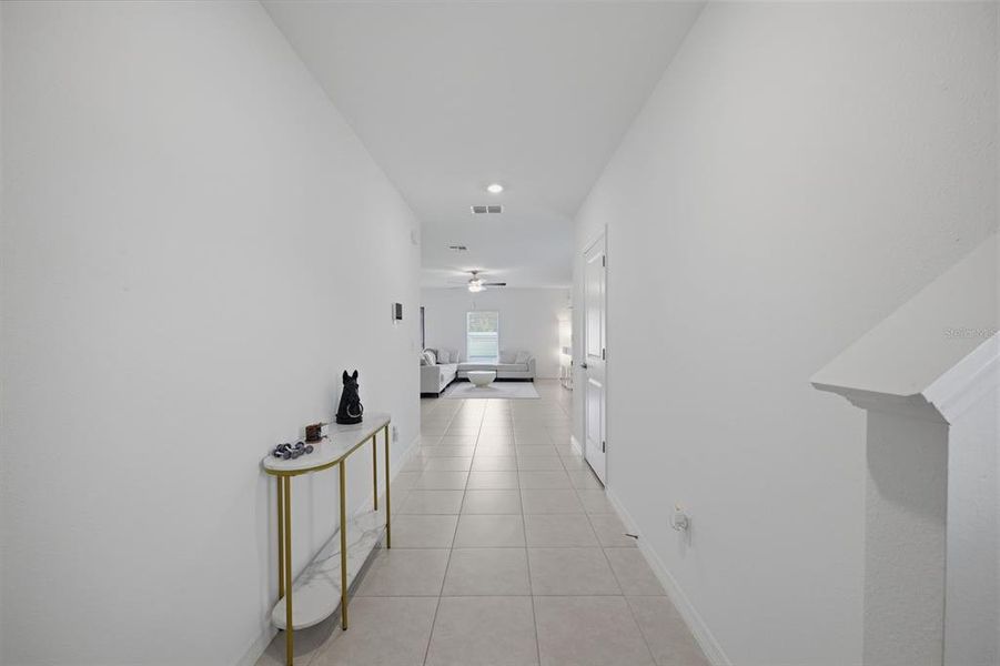 Spacious, unfurnished interior of a new home in , Zephyrhills (Image 24).