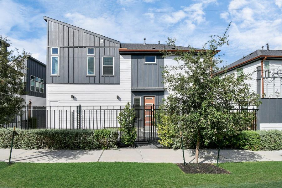 Front exterior of a new home in , Houston, TX, highlighting curb appeal (Image 18). Front exterior of a new home in , Houston, TX, highlighting curb appeal (Image 18).