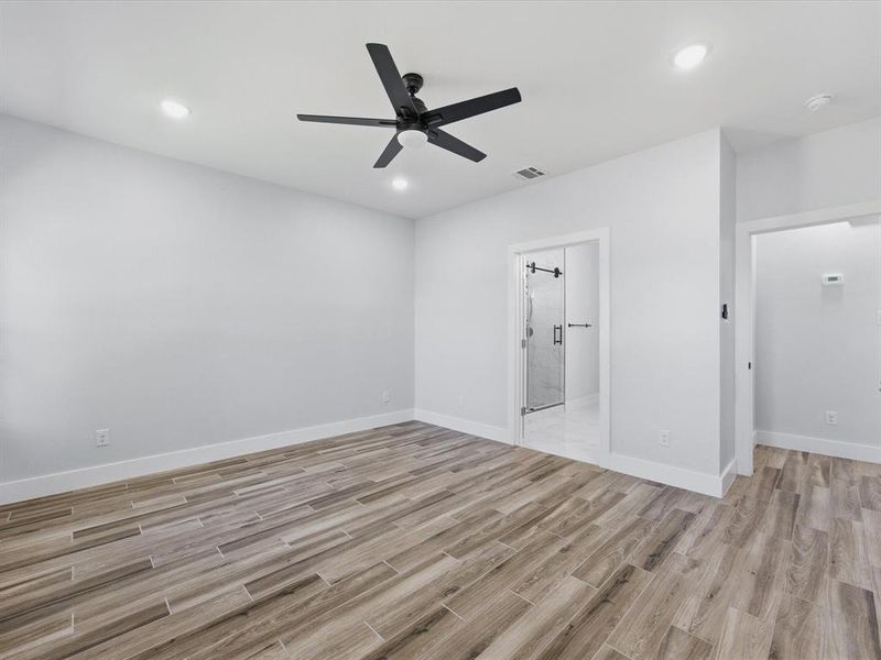 Spacious, unfurnished interior of a new home in , Bowie (Image 25).