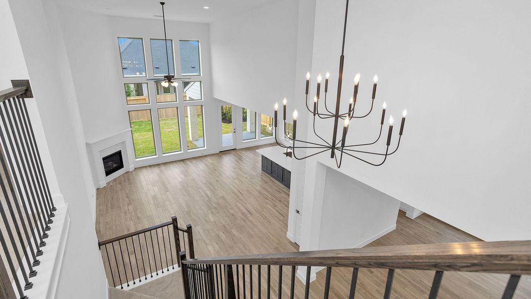 Spacious, unfurnished interior of a new home in Cross Creek West, Fulshear (Image 13).