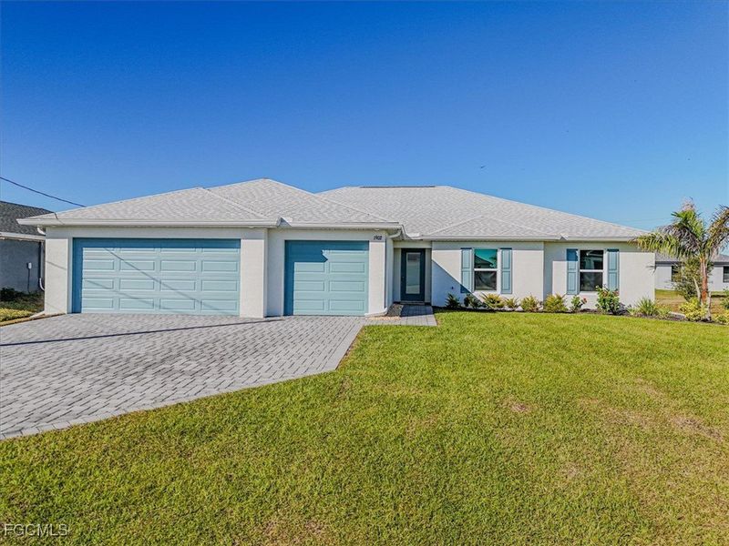 Image 36 of a home in Cape Coral.