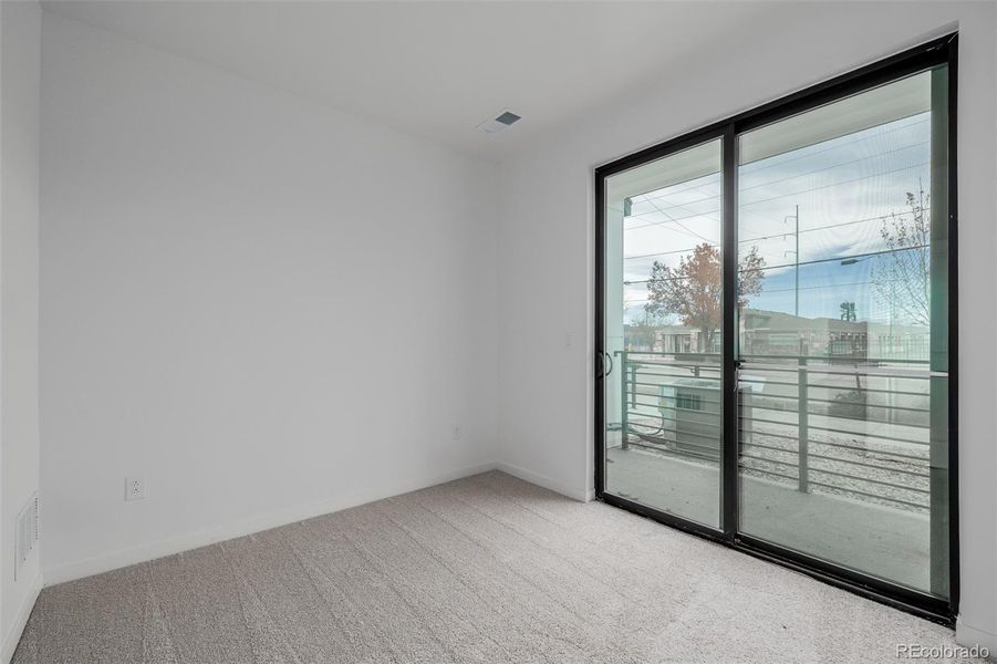 Spacious, unfurnished interior of a new home in , Denver (Image 18).