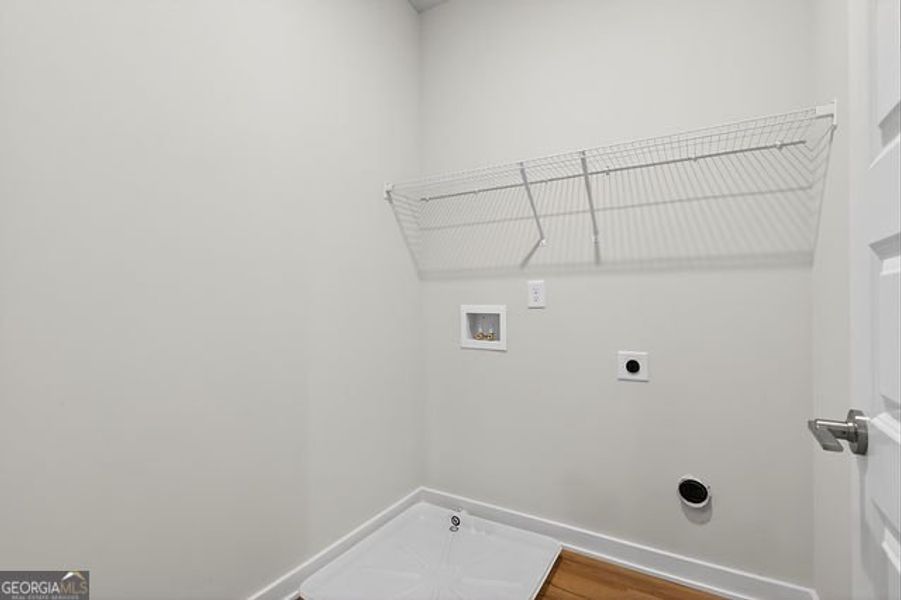 Spacious, unfurnished interior of a new home in The Park at Gainesville Township, Gainesville (Image 25).