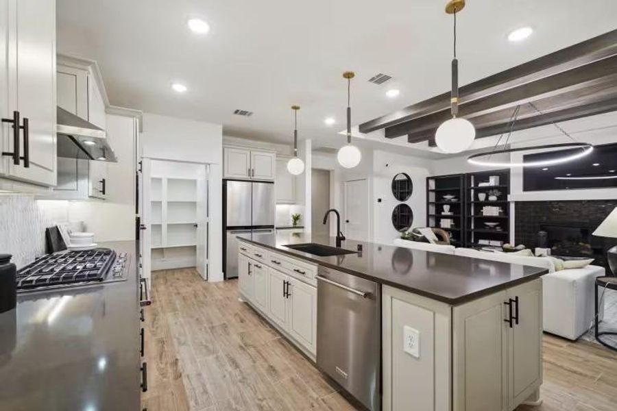MODEL HOME images may NOT be consistent with the finished product.