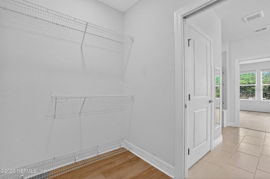 Spacious, unfurnished interior of a new home in Del Webb Wildlight, Wildlight (Image 20).