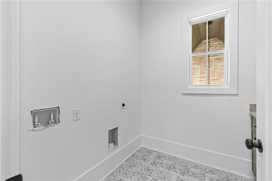Spacious, unfurnished interior of a new home in , Lawrenceville (Image 23).