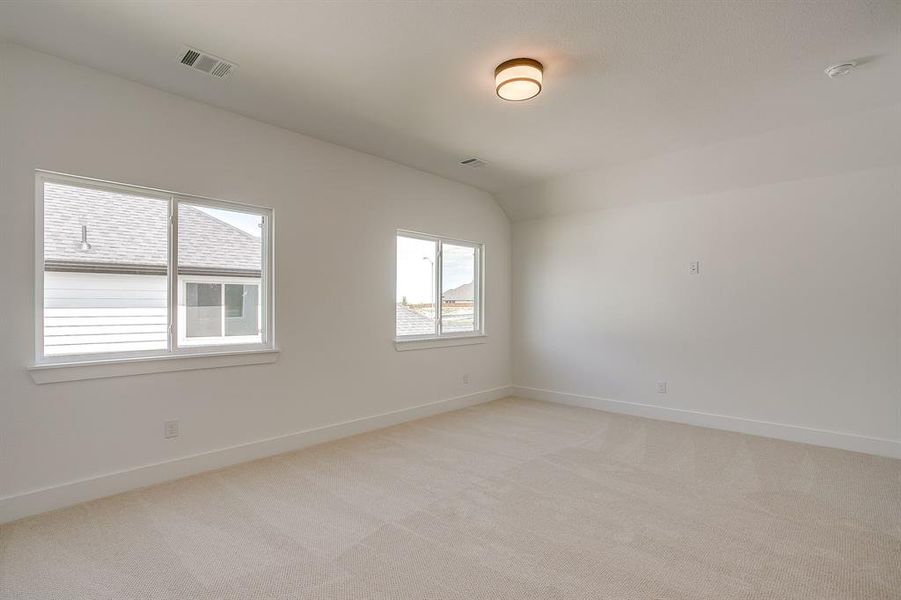 Spacious, unfurnished interior of a new home in Talon Hills, Fort Worth (Image 31). Spacious, unfurnished interior of a new home in Talon Hills, Fort Worth (Image 31).