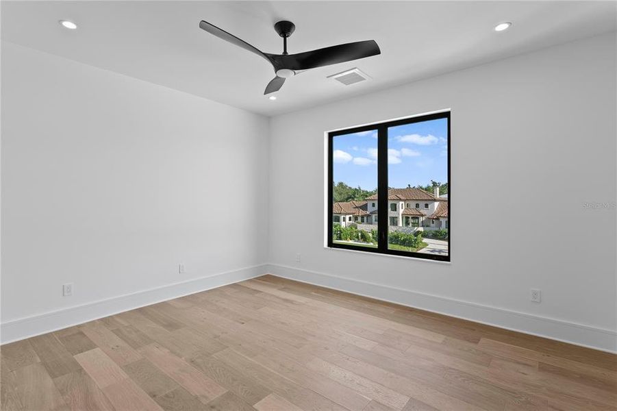 Spacious, unfurnished interior of a new home in Snell Isles, St. Petersburg (Image 21). Spacious, unfurnished interior of a new home in Snell Isles, St. Petersburg (Image 21).