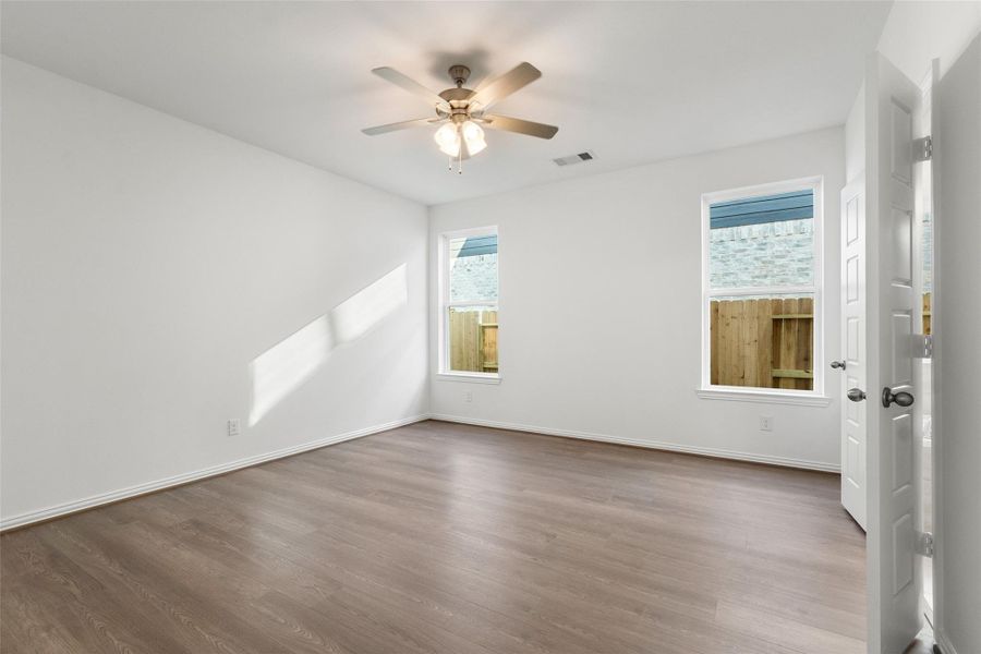 Spacious, unfurnished interior of a new home in Creekhaven, Arcola (Image 25). Spacious, unfurnished interior of a new home in Creekhaven, Arcola (Image 25).