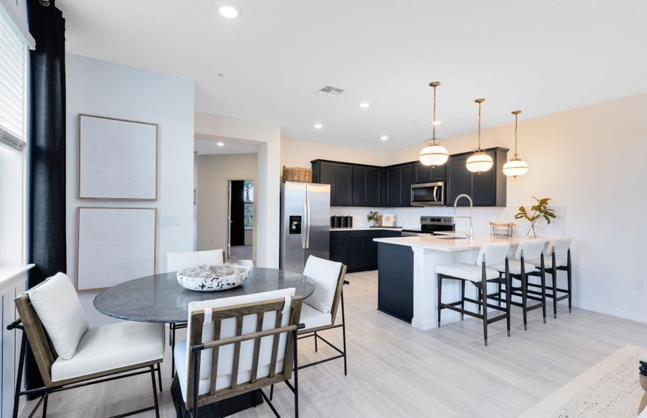 Representative furnished interior of a home built from the Trailwood - Exterior Unit by Pulte Homes in Lakehaven Estates, Clermont (Image 10). Representative furnished interior of a home built from the Trailwood - Exterior Unit by Pulte Homes in Lakehaven Estates, Clermont (Image 10).