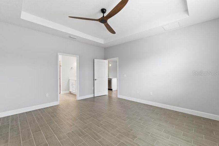 Spacious, unfurnished interior of a new home in , Palm Coast (Image 26).