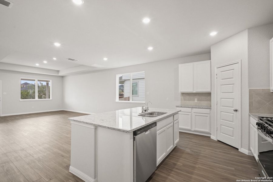 Furnished interior view inside a new home in Hunters Ranch, San Antonio (Image 8). Furnished interior view inside a new home in Hunters Ranch, San Antonio (Image 8).