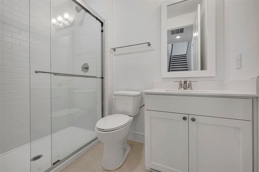 Furnished interior view inside a new home in Gateway Parks, Forney (Image 18).