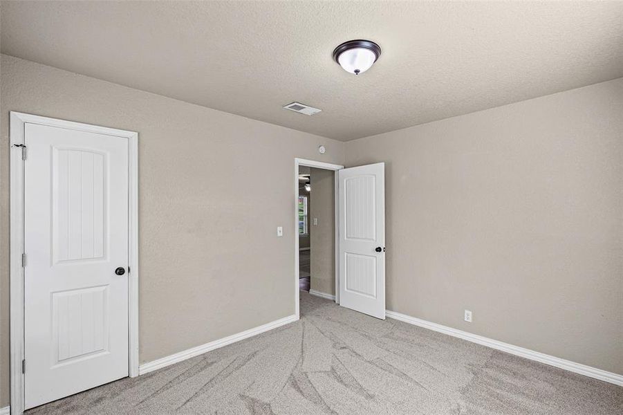 Spacious, unfurnished interior of a new home in , Weatherford (Image 17). Spacious, unfurnished interior of a new home in , Weatherford (Image 17).