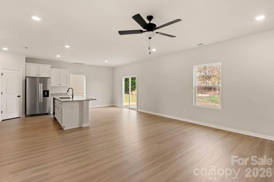 Spacious, unfurnished interior of a new home in Sycamore Court, Winston-Salem (Image 18).