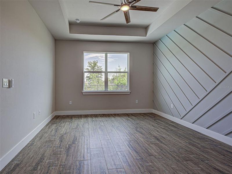Spacious, unfurnished interior of a new home in , Port Charlotte (Image 52).