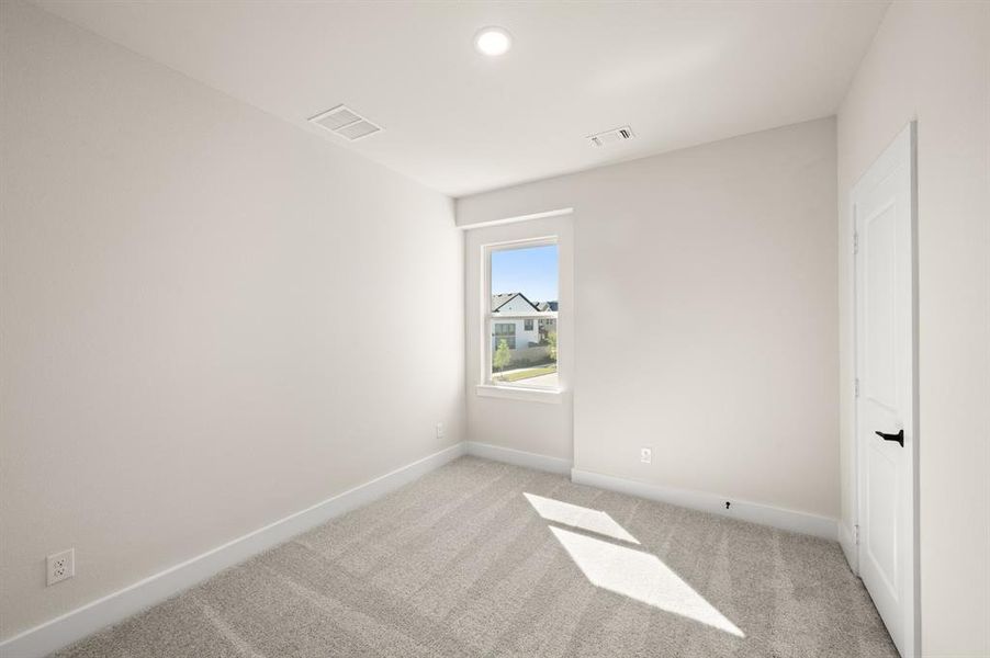 1601 Laurel- Bedroom-2