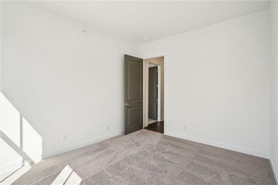 Spacious, unfurnished interior of a new home in Waterside Condos, Peachtree Corners (Image 15).