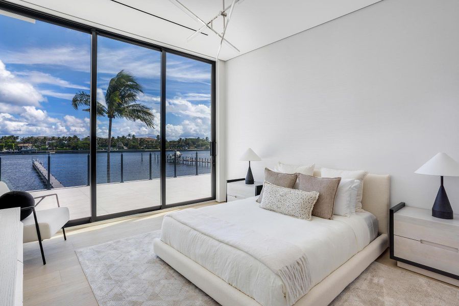 Furnished interior view inside a new home in , Lantana (Image 47).