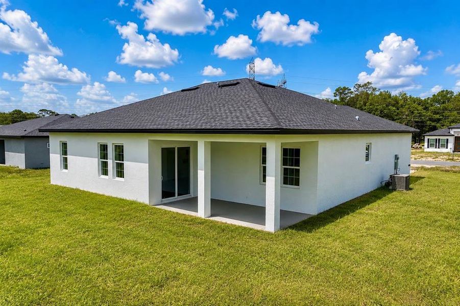 Exterior details and patio area of a home in , Ocala (Image 30).