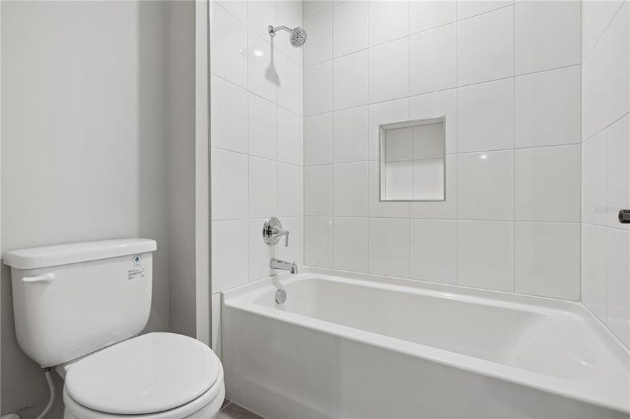 Furnished interior view inside a new home in Sabana Reserve, Ocala (Image 5).