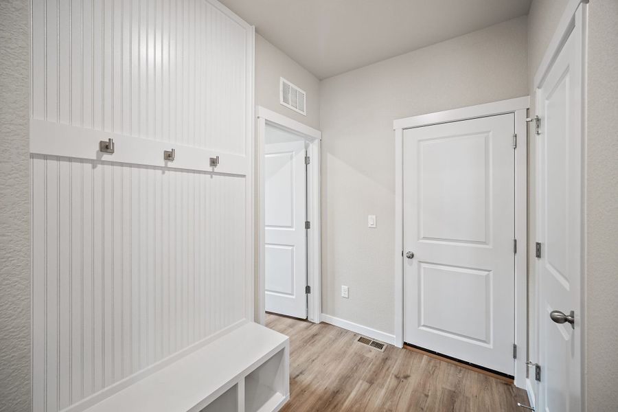 Spacious, unfurnished interior of a new home in Ridge at Lorson Ranch, Colorado Springs (Image 8).
